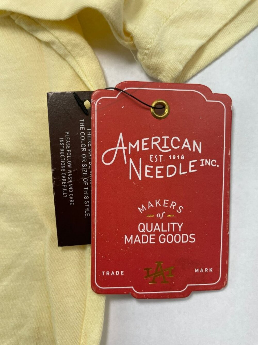 American Needle Polaroid Vintage Graphic T-Shirt Yellow Men's Size Large NWT - Picture 5 of 7